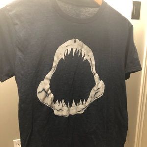 VGC 8/10 Threadless men’s unique T-Rex mouth design short sleeve T-shirt SZ S!